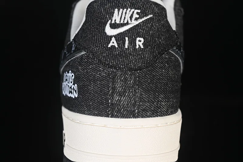 All categories Nk Air Force 1 Air Force series Nk Air Force 1 Low Air Force low-top Nike Air Force 1'07 Low joint two-color bottom black denim Air Force 1 low-top casual sneakers DX1888-097